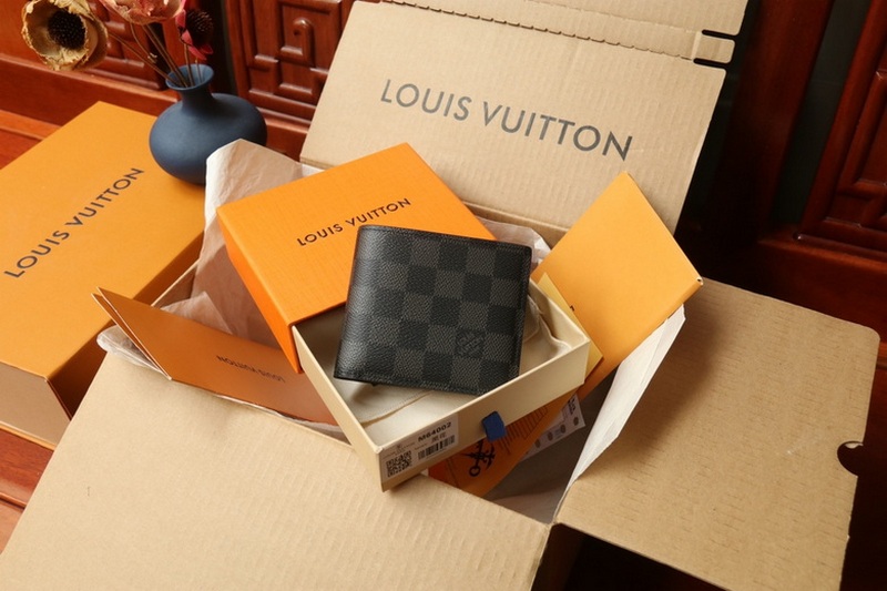 LV Wallets 10